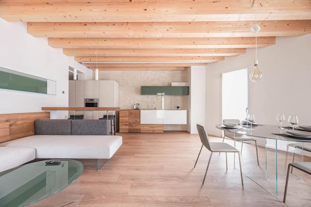 شقة Palazzo '900 Design Flats - Il Gran Salone بادوفا المظهر الخارجي الصورة